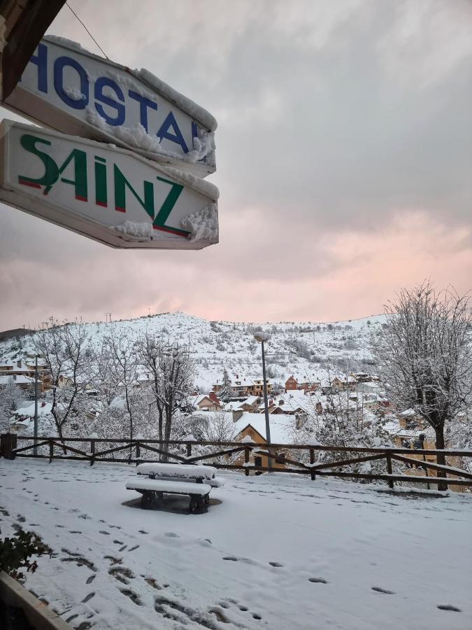 Hostal Sainz Riaño Εξωτερικό φωτογραφία