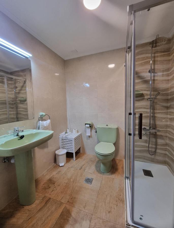 Hostal Sainz Riaño Εξωτερικό φωτογραφία