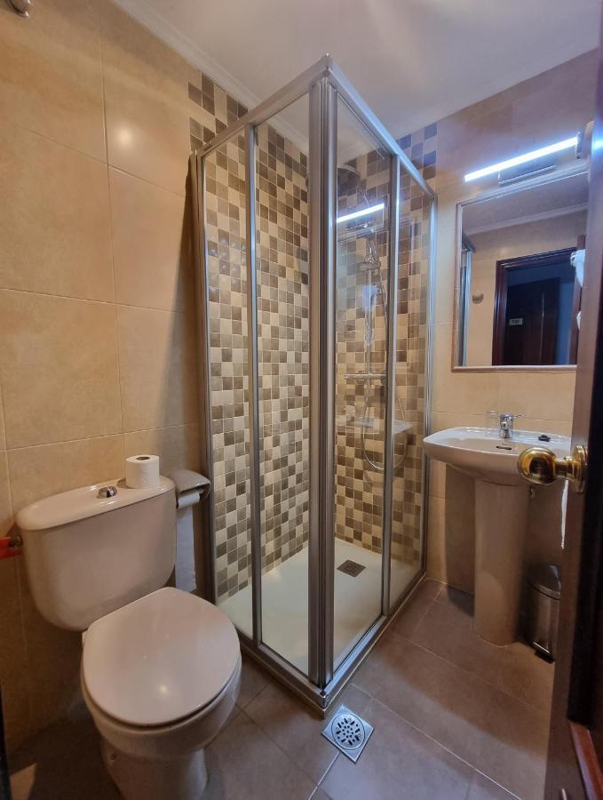 Hostal Sainz Riaño Εξωτερικό φωτογραφία